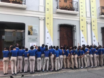 61484332_2297069277049633_91928235450910638